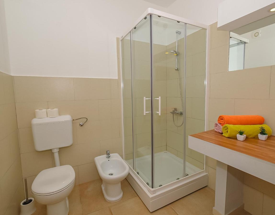 Apartmani Nina Rovinj Exterior foto